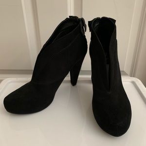 Guess Black Heeled Booties